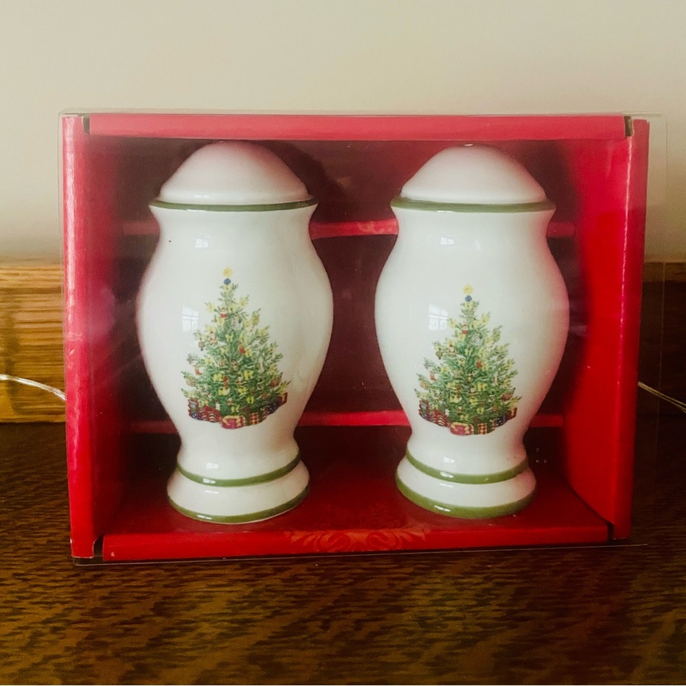 Christopher Radko Holiday Celebration Tree Salt & Pepper Shakers NIB Collectible